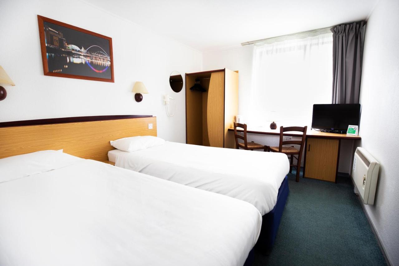 Campanile Hotel - Washington Washington  Exterior foto